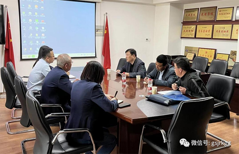 甘肅省融資再擔保集團有限公司與臨夏縣融資擔保有限公司開展業務工作交流